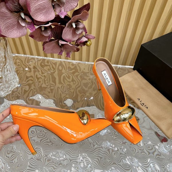 ALAIA AZZEDINE HIGH HEELS IN TANGERINE ORANGE CALFSKIN WITH GOLD HARDWARE