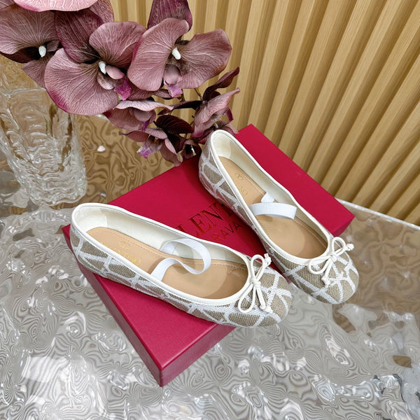 Ballerina In Toile Iconographe 20mm In White Mix Grey Brown Cotton Canvas And Lambskin 102830