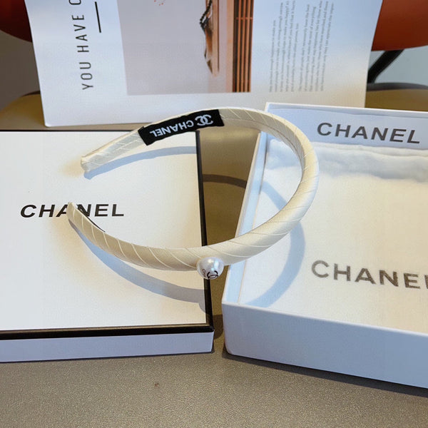 WHITE FABRIC HAIRBAND 432770