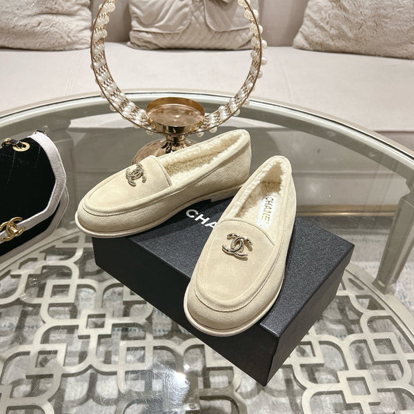 CC 25A Loafer Light Beige Sherpa Suede