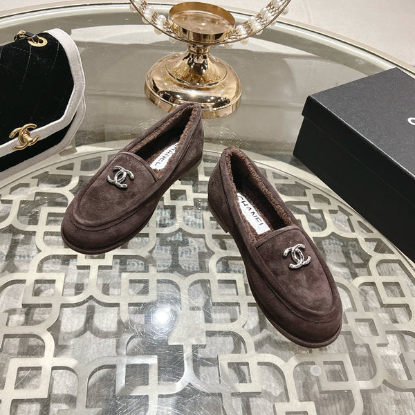 CC 25A Loafer Chocolate Sherpa Suede