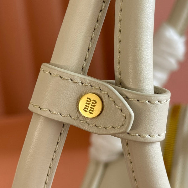 Miu Beau Medium Top-Handle Bag 29cm White Smooth Cowhide