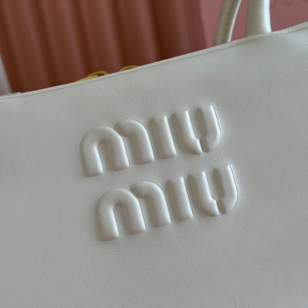 Miu Beau Medium Top-Handle Bag 29cm White Smooth Cowhide