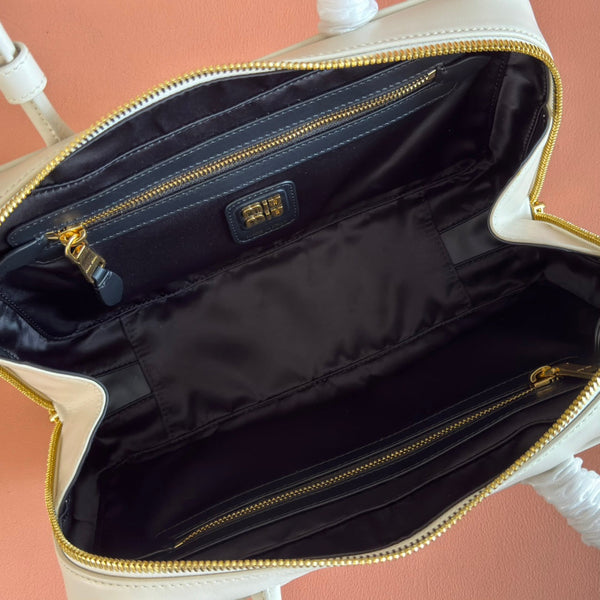 Miu Beau Medium Top-Handle Bag 29cm White Smooth Cowhide