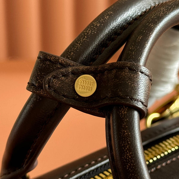 Miu Arcadie Matelassé Bag 22cm Black Nappa Leather