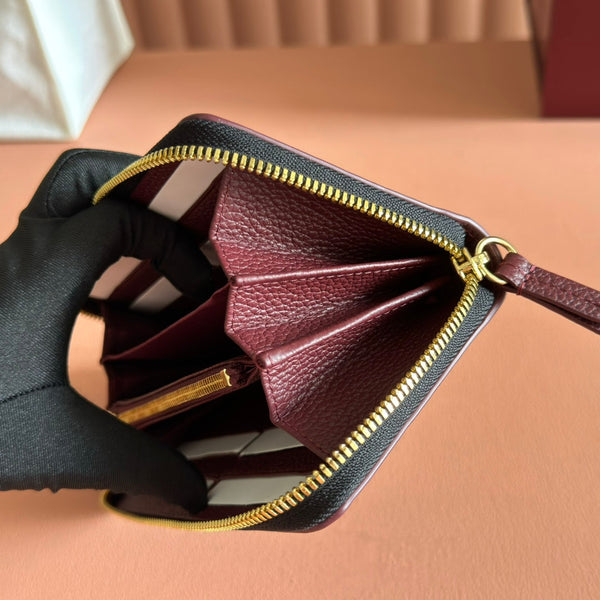 GG Marmont Zip Around Wallet Black Leather