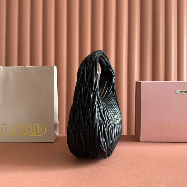 Miu Wander Matelassé Shoulder Bag 29cm Black Lambskin