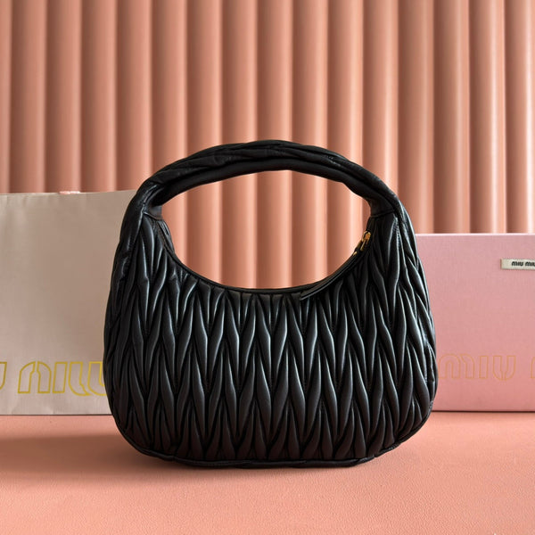 Miu Wander Matelassé Shoulder Bag 29cm Black Lambskin