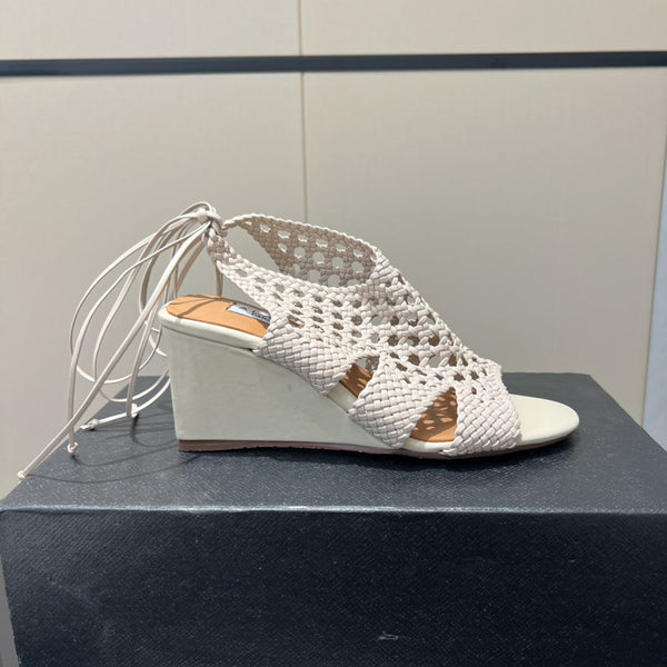 Alaia 25 Round-toe Braided Wedge Sandals 75mm Flamingo Woven Leather433568