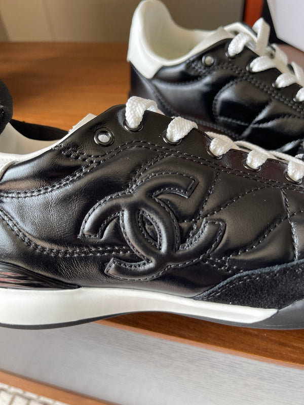 CC 26ss Low-Top Sneaker Black Leather 623159