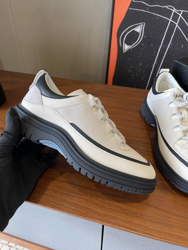 CC Spring Summer Sneaker Black White Suede Leather 623167