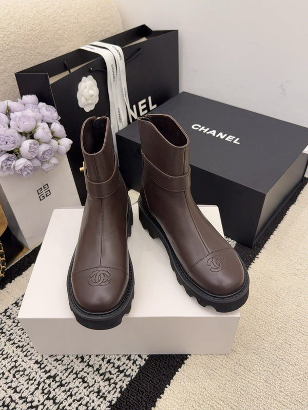 CC 26 Boot With Lug Sole Chocolate Black Calfskin 588677