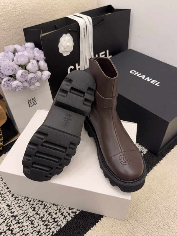 CC 26 Boot With Lug Sole Chocolate Black Calfskin 588677