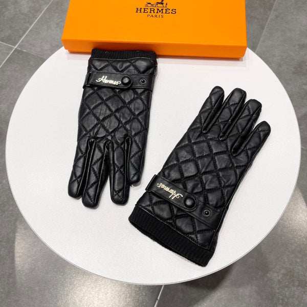 GLOVES IN BLACK LAMBSKIN AND WOOL LINING 109612