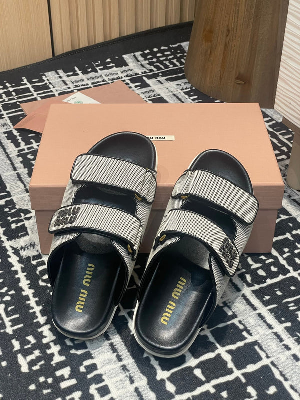 Miu 25S Beige and Black Canvas slides 227135