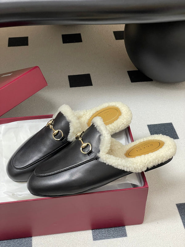 GG horsebit flat mules black cowhide 534713