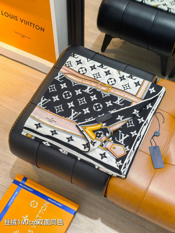 LV Double-sided Scarf 140cm Black & White Cashmere Silk 136602