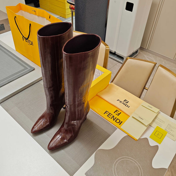 Fendi 25ss high-heeled boots reddish brown sheepskin 502719