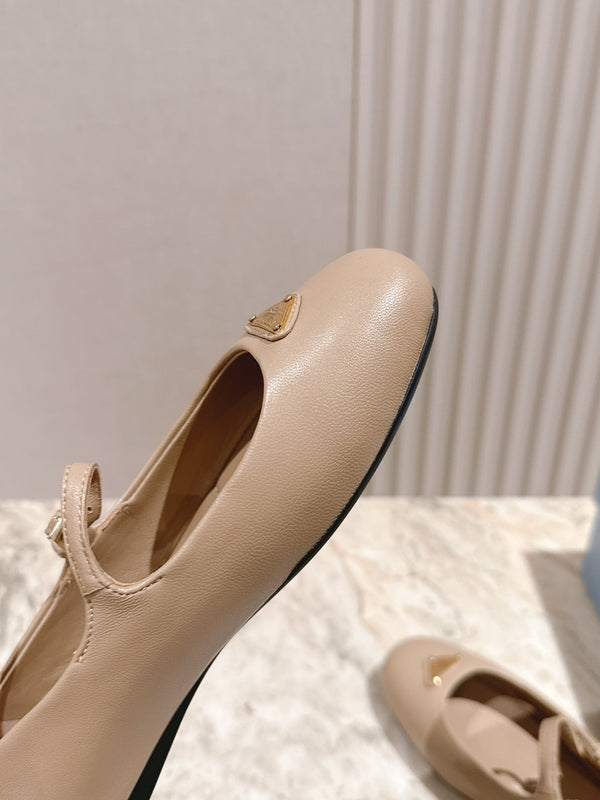 PRA 25s Ballet Flats with Small Buckle Beige Cowhide 449713