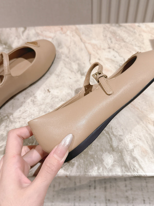PRA 25s Ballet Flats with Small Buckle Beige Cowhide 449713