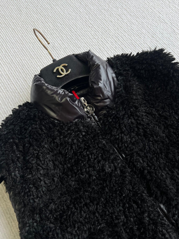 Moncler 25 Down Vest Wool And Polyester 300046