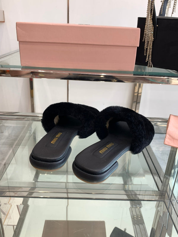 Miu Slippers Black Super Soft Wool