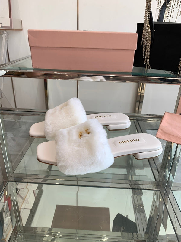 Miu Slippers White Super Soft Wool