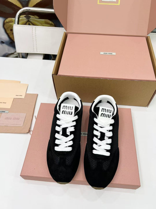 Miu Plume Sneakers Black Suede Lace 456348
