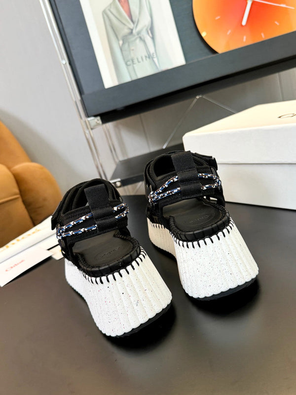 CHLOÉ NAMA WEDGE SANDALS IN BLACK FABRIC AND WHITE RUBBER
