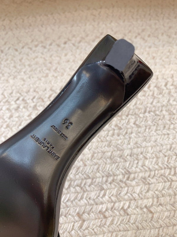 HIGH MULES WITH SQUARE TOE IN BLACK GLOSSY CALFSKIN