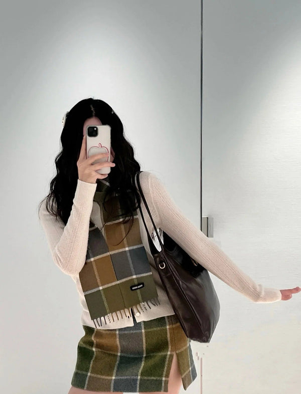 MIUMIU SLIT MINI SKIRT STYLE 773